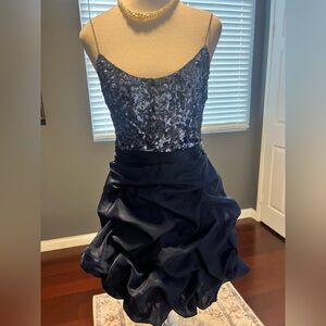 NWOT Mignon Navy Sequin Mini Dress. Size 4